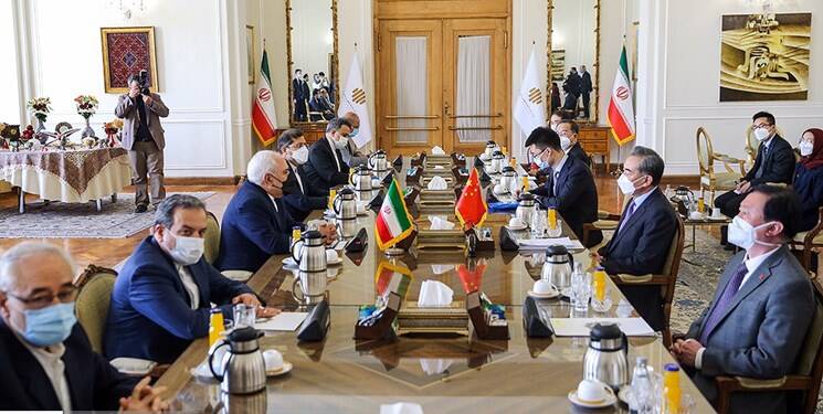 ظریف: رفع تحریمها علیه ایران، زمینه اجرای کامل برجام را فراهم میکند