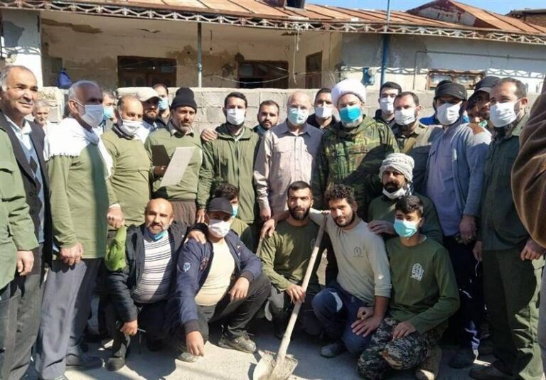 دیدار قالیباف با خانواده شهدای خدمت و گروههای جهادی در گمیشان