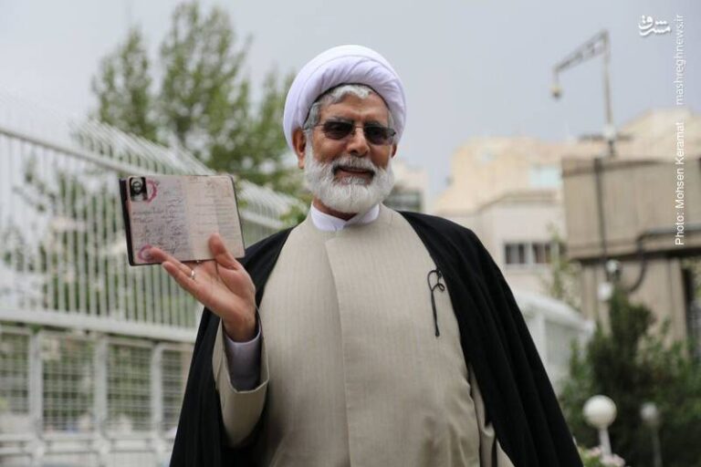 نمره قبولی فعال اصلاح طلب به دولت روحانی