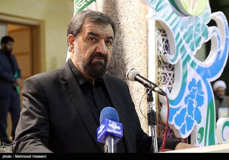 انتقاد محسن رضایی از تعیین دستوری قیمت فولاد