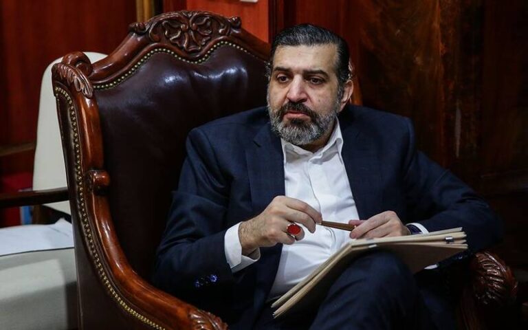 بازی انتخاباتی صادق خرازی با واکسن کرونا