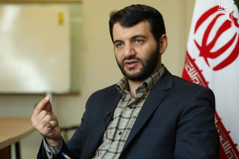 فردا دیگر کسی غلطهای تاریخ را اصلاح نخواهد کرد