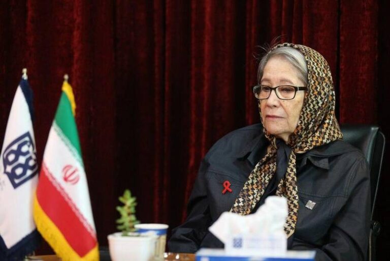 دکتر محرز هم به کارآزمایی بالینی واکسن «کووایران برکت» پیوست