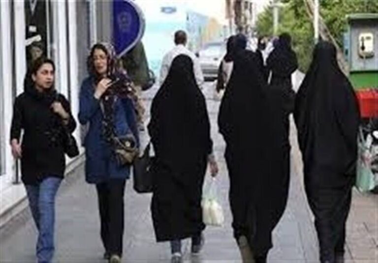 نقاط ناامن شهر برای زنان را به ۱۳۷ اعلام کنید!