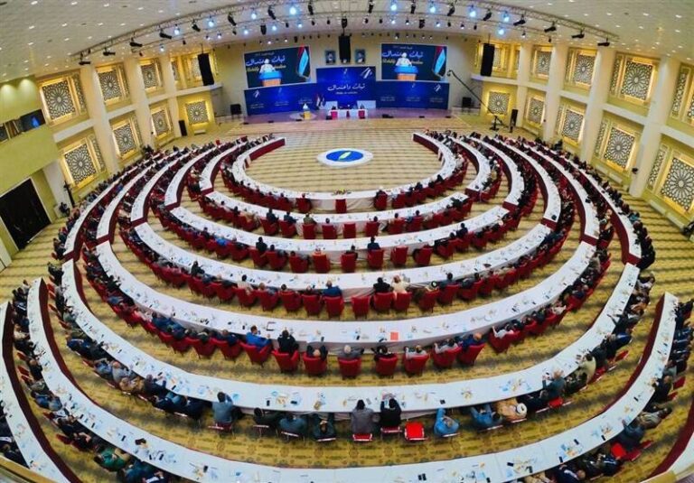 حکیم: آمریکا نباید پایگاه نظامی دائمی در عراق داشته باشد