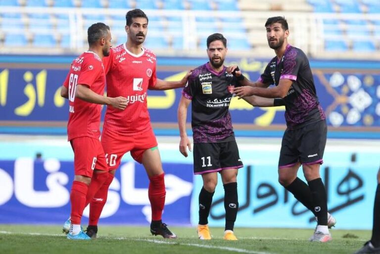 پرسپولیس، مهمان بیآزار