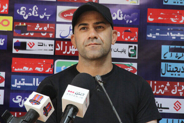 سهم خودمان را از بازی با پرسپولیس میخواهیم