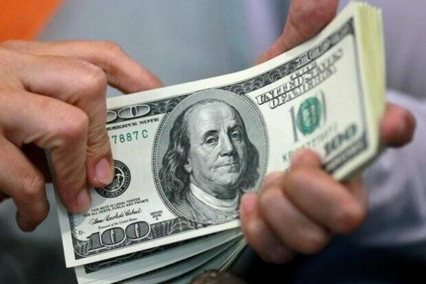 ارزش دلار در بازار جهانی باز هم کاهش یافت