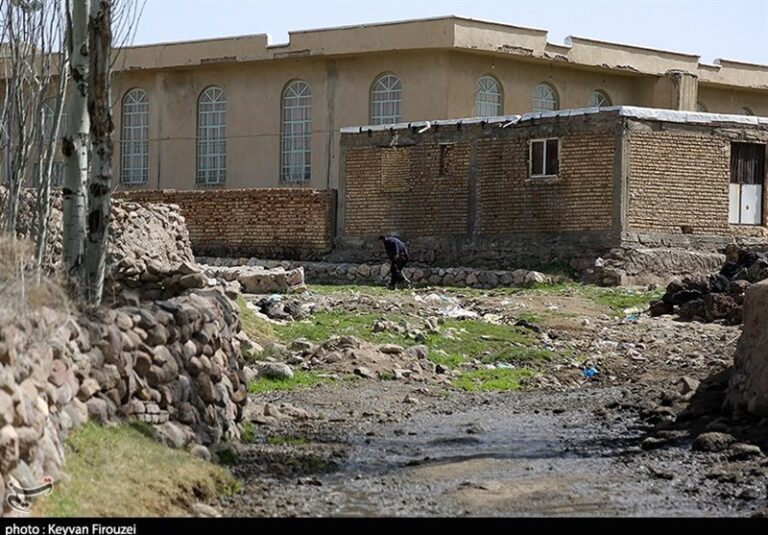 فقدان مدیریت کارآمد؛ محرومیت گسترده ساکنان روستای مالوجه قروه / گزارش تصویری – خبرگزاری هرانا