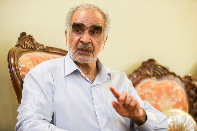 سلامتی: عارف نباید انصراف میداد
