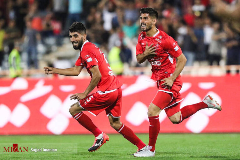 عکس/ شغل جدید بازیکن سابق پرسپولیس در کانادا