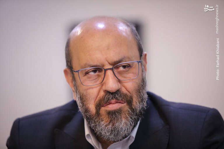 حسین دهقان: من سرباز وطن هستم