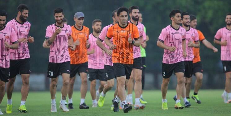 کار سخت پزشکان پرسپولیس برای مداوای مصدومان