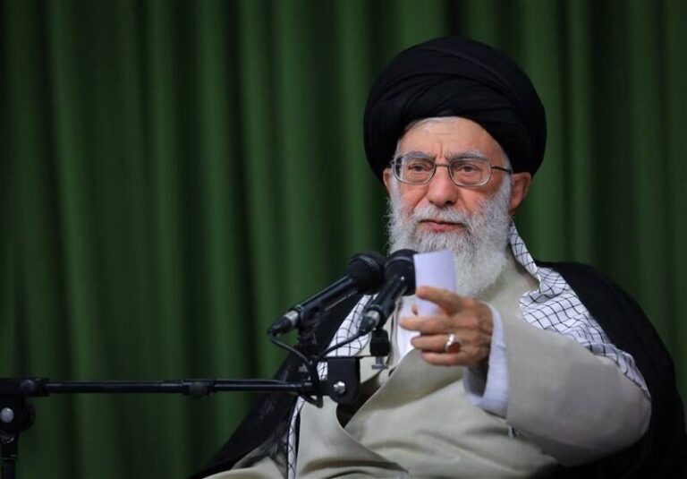 فیلم/رهبر انقلاب: امامت به معنای ریاست دین و دنیا نیست