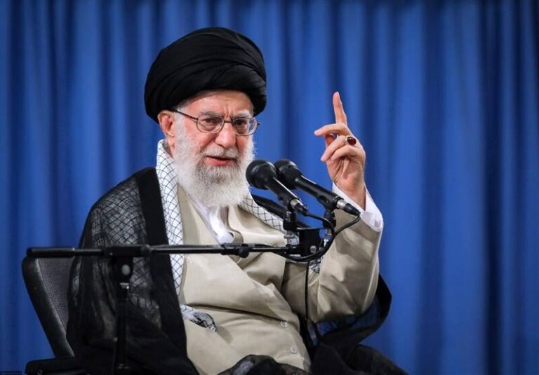 پخش زنده سخنرانی رهبر انقلاب از شبکههای مهم خبری