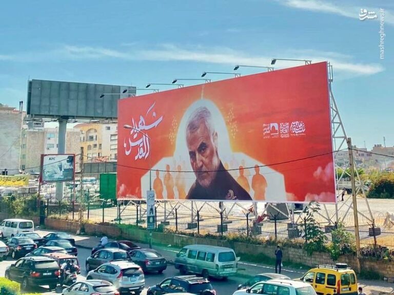 عکس/ تصویر حاج قاسم بر روی دیوارنگارهی جاده بیروت