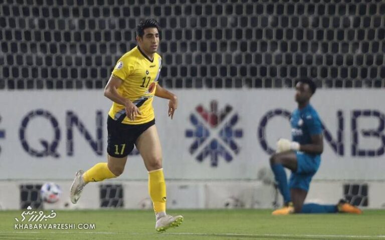 بازیکن سپاهان: پرسپولیس ۱۱ نفره دفاع میکرد