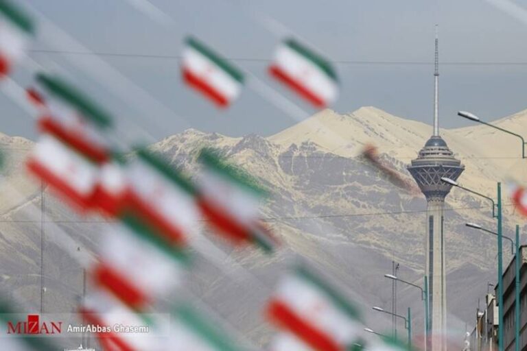شکست انسداد تبلیغاتی دشمن و توجه به حکمرانی سایبری