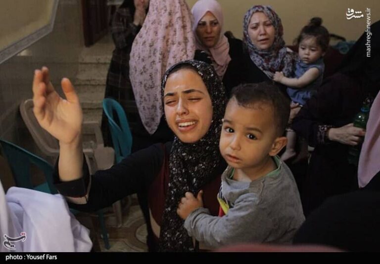 برخورد وحشیانه نظامیان صهیونیست علیه زنان در شیخ جراح+ فیلم