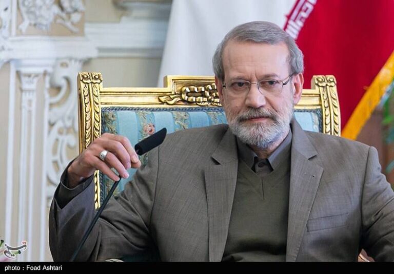 لاریجانی مرد ورود در میدان های پر ریسک نیست