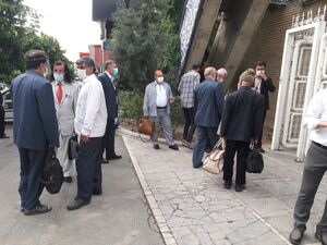 صف داوطلبین ناشناس برای ثبت نام ریاست جمهوری