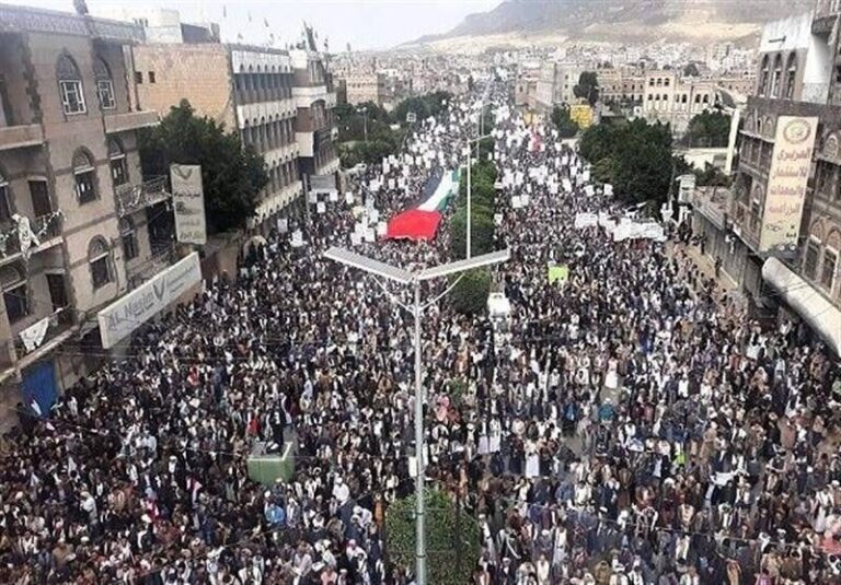 حماسه عظیم یمنیها در همبستگی با ملت فلسطین +عکس