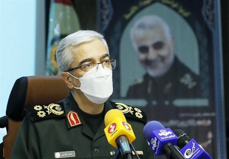 سرلشکر باقری: بخش زیادی از پیشرفتهای دفاعی در معرض دید عموم قرار نمیگیرد