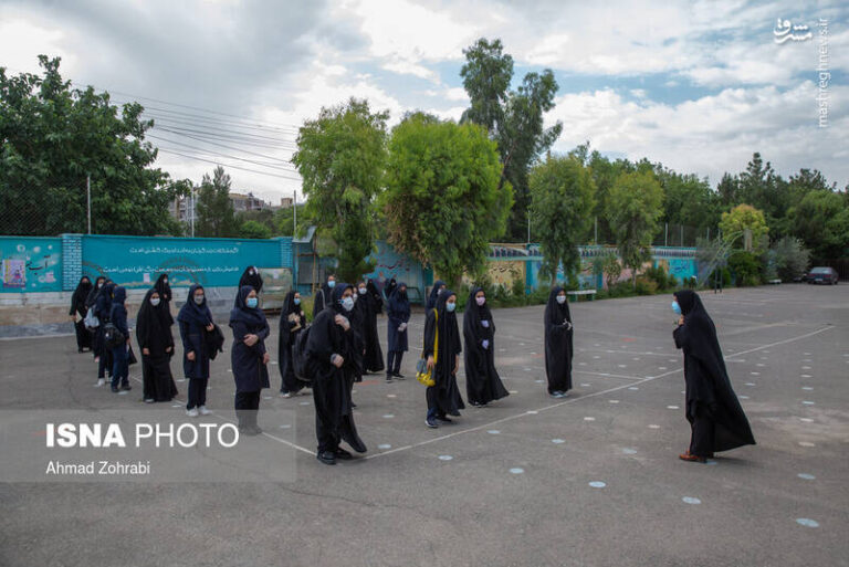 عکس/ برگزاری آزمون نهایی حضوری مدارس در قم