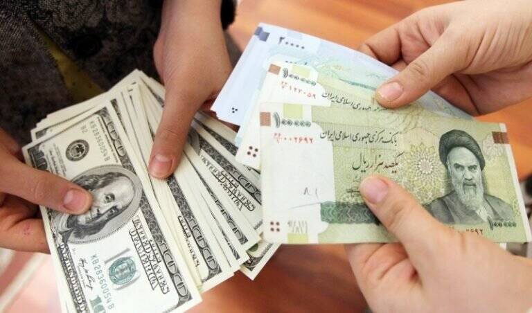 صرافان دلار را امروز چند خریدند؟