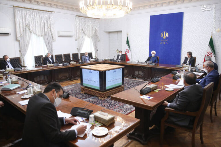 عکس/ غیبت همتی در جلسه ستاد اقتصادی دولت