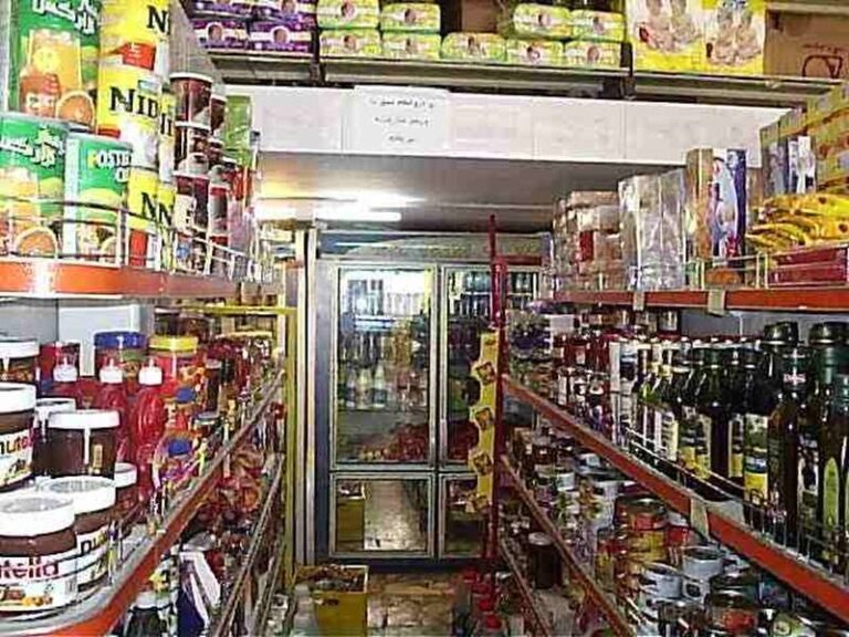 نگاهی به وضعیت و علل گرانی بهاره/ ترخیص کالاهای اساسی با افت ۵۰ درصدی مواجه شده است