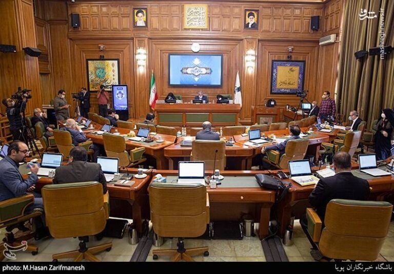 تغییر لیست نامزدهای شورای شهر در فرمانداری تهران!
