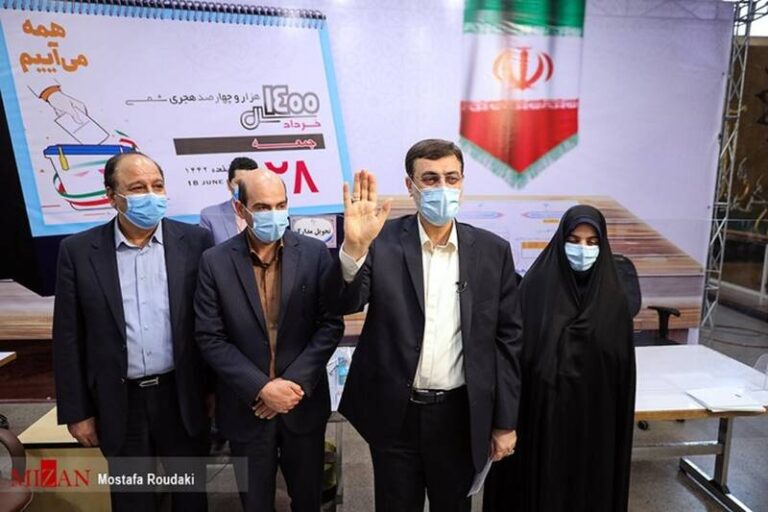 قاضی زاده هاشمی: اقتصاد کشور صد درصد دولتی است