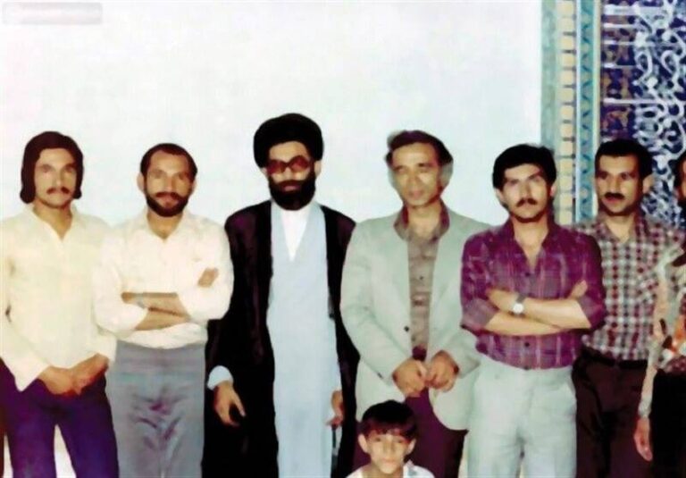 روایتی از فعالیتهای تفسیری رهبر انقلاب در مسجد کرامت