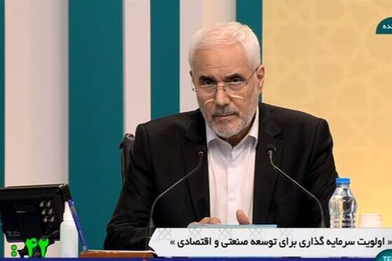 آقای مهرعلیزاده درباره مدرک و شغل فرزند خودش توضیح بده!