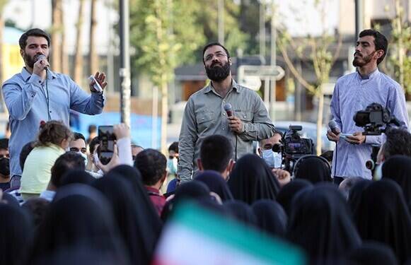 مداحان برای گرمکردن تنور انتخابات به میدان آمدند +عکس